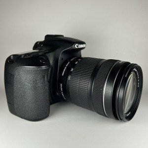 Pre-Owned Canon EOS 60D DSLR Camera with 18-135mm IS STM Lens