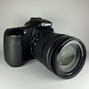 Pre-Owned Canon EOS 60D DSLR Camera with 18-135mm IS STM Lens