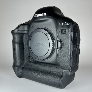 Pre-Owned Canon EOS-1D X DSLR Camera