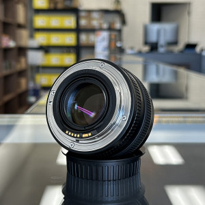 Pre-Owned Canon EF 50mm f/1.4 USM Lens