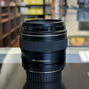 Pre-Owned Canon EF 85mm f/1.8 USM Lens