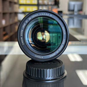 Pre-Owned Canon EF 28-135mm f/3.5-5.6 IS USM Lens