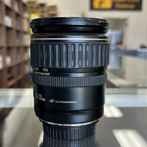 Pre-Owned Canon EF 28-135mm f/3.5-5.6 IS USM Lens
