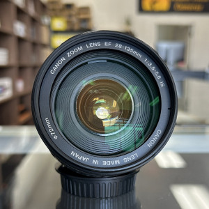 Pre-Owned Canon EF 28-135mm f/3.5-5.6 IS USM Lens