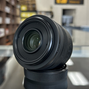 Pre-Owned Canon RF 35mm f/1.8 Macro IS STM Lens