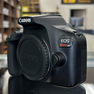 Pre-Owned Canon EOS Rebel T6 (1300D) DSLR Camera with EF-S 18-55mm f/3.5-5.6 IS II Lens