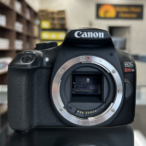 Pre-Owned Canon EOS Rebel T6 DSLR Camera