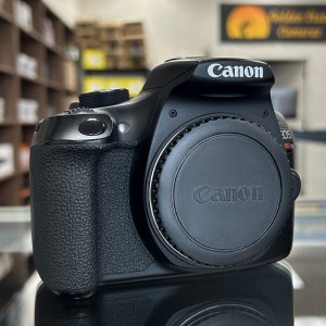 Pre-Owned Canon EOS Rebel T6 DSLR Camera