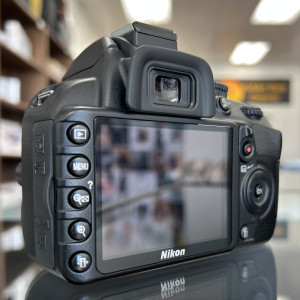 Pre-Owned Nikon D3100 DSLR Camera