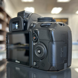 Pre-Owned Nikon D3100 DSLR Camera