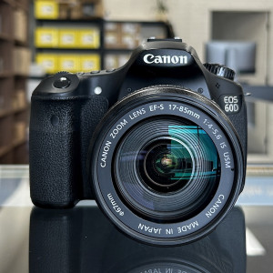 Pre-Owned Canon EOS 60D DSLR Camera with EF-S 17-85mm f/4-5.6 IS USM Lens