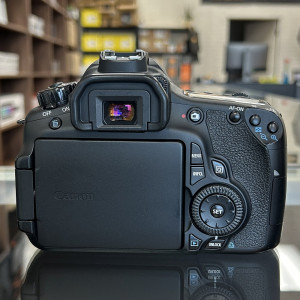 Pre-Owned Canon EOS 60D DSLR Camera with EF-S 17-85mm f/4-5.6 IS USM Lens