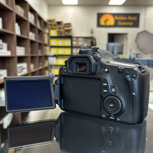 Pre-Owned Canon EOS 60D DSLR Camera with EF-S 17-85mm f/4-5.6 IS USM Lens