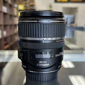 Pre-Owned Canon EOS 60D DSLR Camera with EF-S 17-85mm f/4-5.6 IS USM Lens