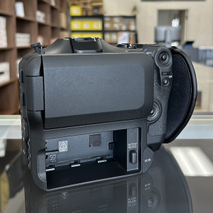 Pre-Owned Canon EOS C70 Cinema Camera (RF Mount)