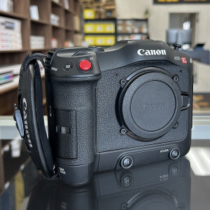 Pre-Owned Canon EOS C70 Cinema Camera (RF Mount)