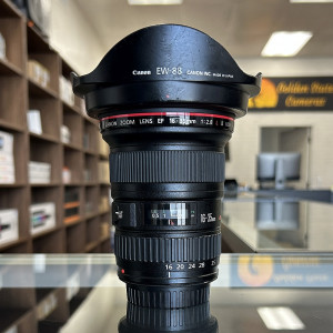 Pre-Owned Canon EF 16-35mm f/2.8L II USM Lens