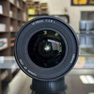 Pre-Owned Canon EF 16-35mm f/2.8L II USM Lens