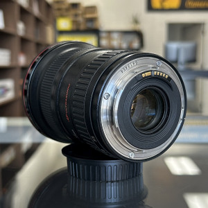 Pre-Owned Canon EF 16-35mm f/2.8L II USM Lens