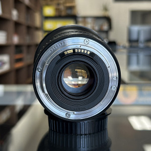 Pre-Owned Canon EF 16-35mm f/2.8L II USM Lens