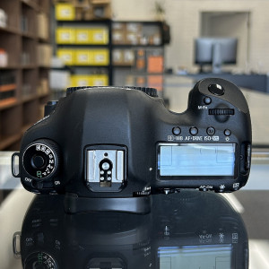 Pre-Owned Canon EOS 5D Mark III DSLR Camera