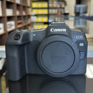Pre-Owned Canon EOS R8 Mirrorless Camera