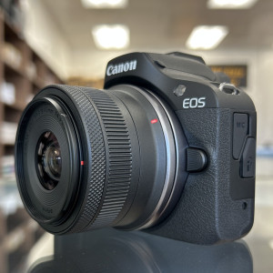 Pre-Owned Canon EOS R100 Mirrorless Camera with 18-45mm Lens