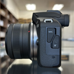 Pre-Owned Canon EOS R100 Mirrorless Camera with 18-45mm Lens