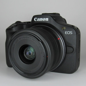 Pre-Owned Canon EOS R100 Mirrorless Camera with 18-45mm Lens