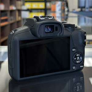 Pre-Owned Canon EOS R100 Mirrorless Camera with 18-45mm Lens
