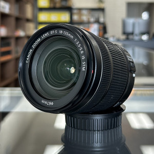 Pre-Owned Canon EF-S 18-135mm f/3.5-5.6 IS STM Lens