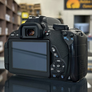 Pre-Owned Canon EOS Rebel T4i (650D) DSLR Camera