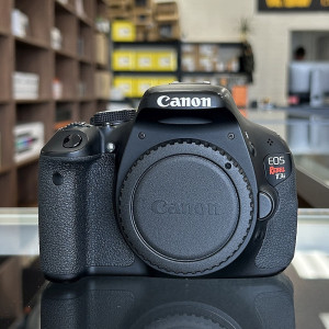 Pre-Owned Canon EOS Rebel T3i (600D) DSLR Camera