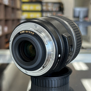 Pre-Owned Canon EF-S 17-85mm f/4-5.6 IS USM Lens