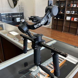 Pre-Owned DJI Ronin SC2 with Dual Handle Handgrip