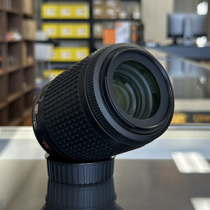 Pre-Owned Nikon AF-S DX VR Zoom-NIKKOR 55-200mm f/4-5.6G IF-ED Lens US6765848