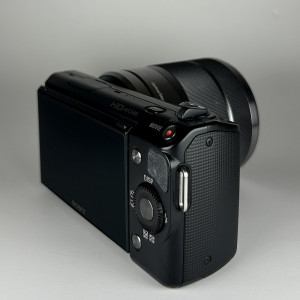 Pre-Owned Sony NEX-5 Mirrorless Camera with 18-55mm Lens