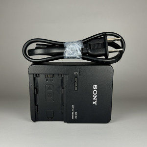 Pre-Owned Sony BC-QZ1 Battery Charger