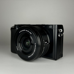 Pre-Owned Sony a6100 Mirrorless Camera with 16-50mm f/3.5-5.6 Lens