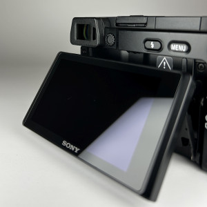 Pre-Owned Sony a6100 Mirrorless Camera with 16-50mm f/3.5-5.6 Lens