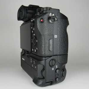 Pre-Owned Sony a7R II Mirrorless Camera with Sony Vertical Battery Grip