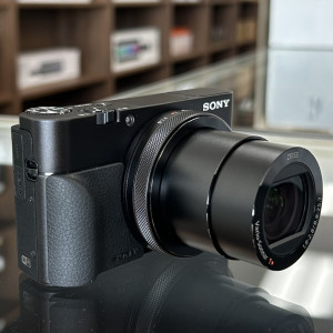 Used Sony DSC-RX100 V Digital Camera