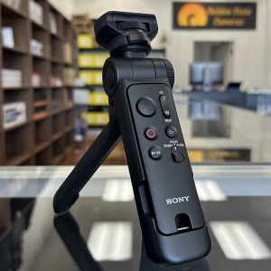 Pre-Owned Sony GP-VPT3 Wireless Shooting Grip with Detachable Remote (Black)