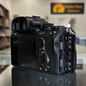 Pre-Owned Sony a7 III Mirrorless Camera