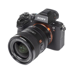 Sony FE 24mm f/1.4 GM Lens