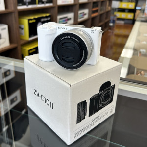 Open Box Sony ZV-E10 II Mirrorless Camera with 16-50mm Lens White