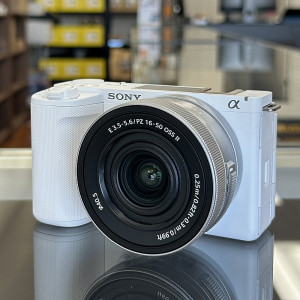 Open Box Sony ZV-E10 II Mirrorless Camera with 16-50mm Lens White