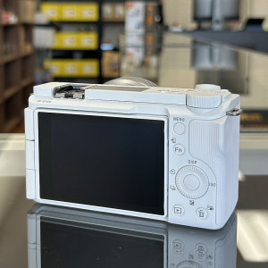 Open Box Sony ZV-E10 II Mirrorless Camera with 16-50mm Lens White