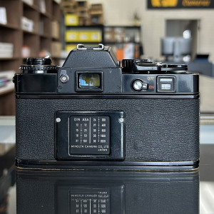 Pre-Owned Minolta XE-7 35mm SLR Film Camera with MD Rokkor X 50mm f/1.7 Lens