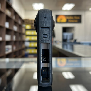 Pre-Owned Insta360 X3 360 Action Camera Bundle